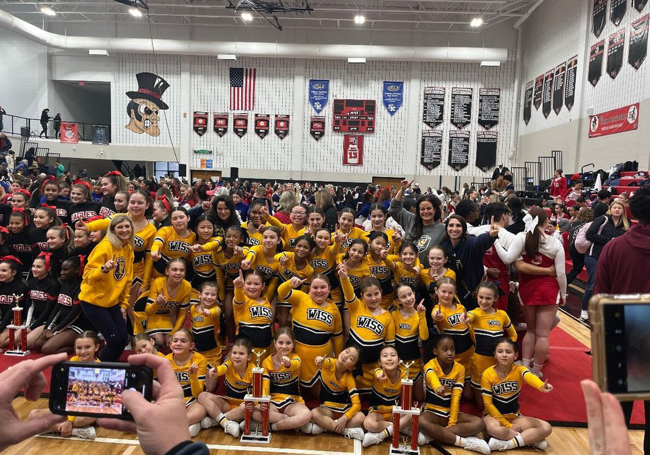 wra-pg-im-wiss-cheer-2 wra-pg-im-wiss-cheer-2